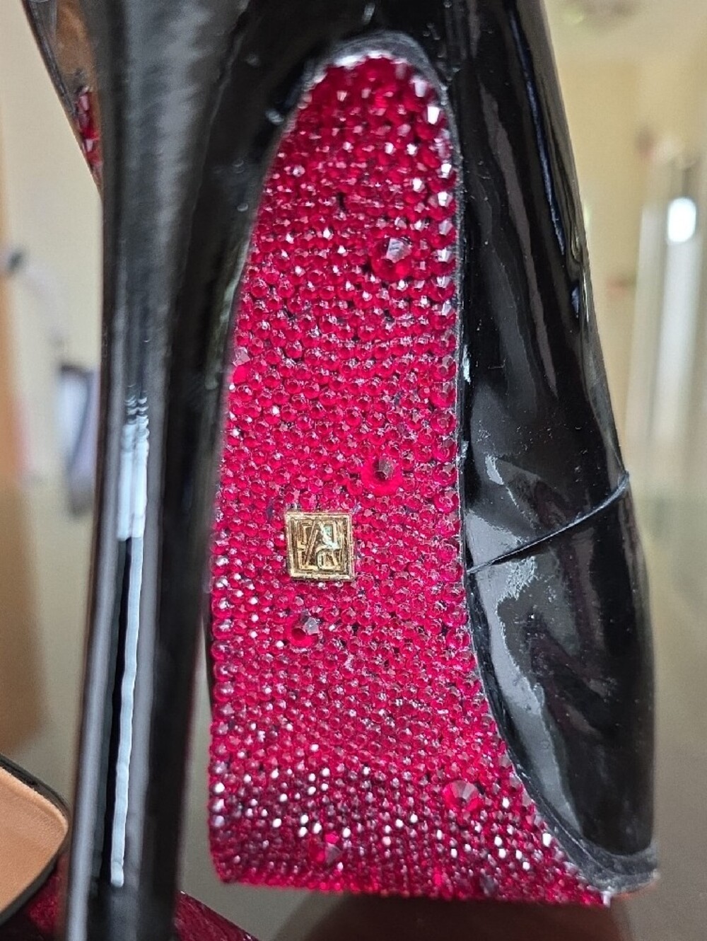 Pour La Victoire Black Patent Leather Pumps